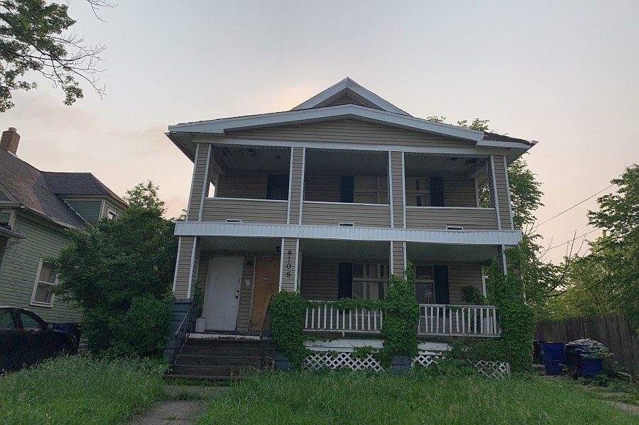 1st image of 4105 E 123rd St