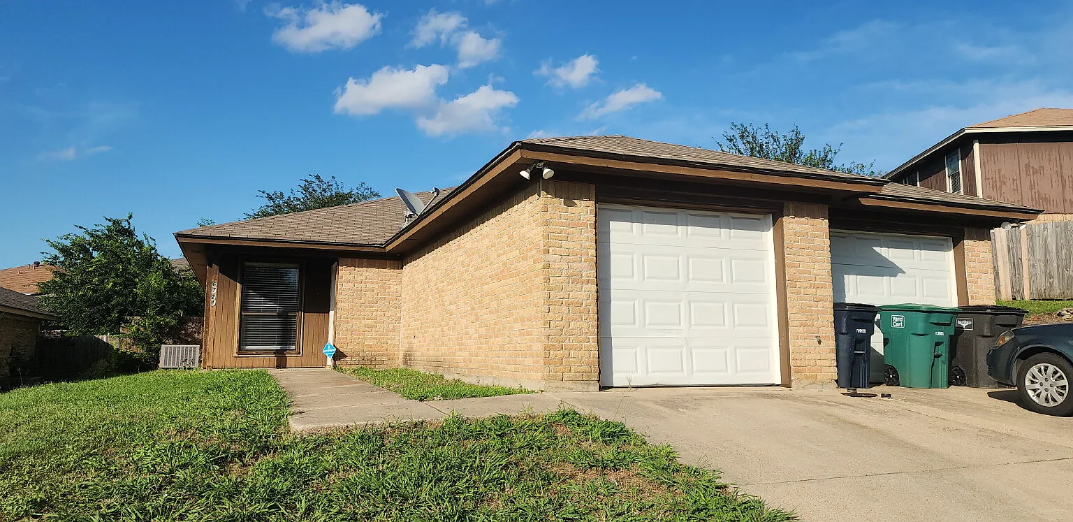 2 bed, 1.0 bath, 1000 sqft, $1,375 — Photo 3