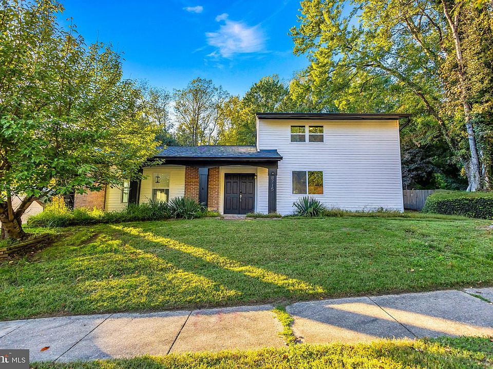 1st image of 8715 Baskerville Pl