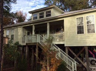 104 Scotar Ct, Hampstead, NC 28443