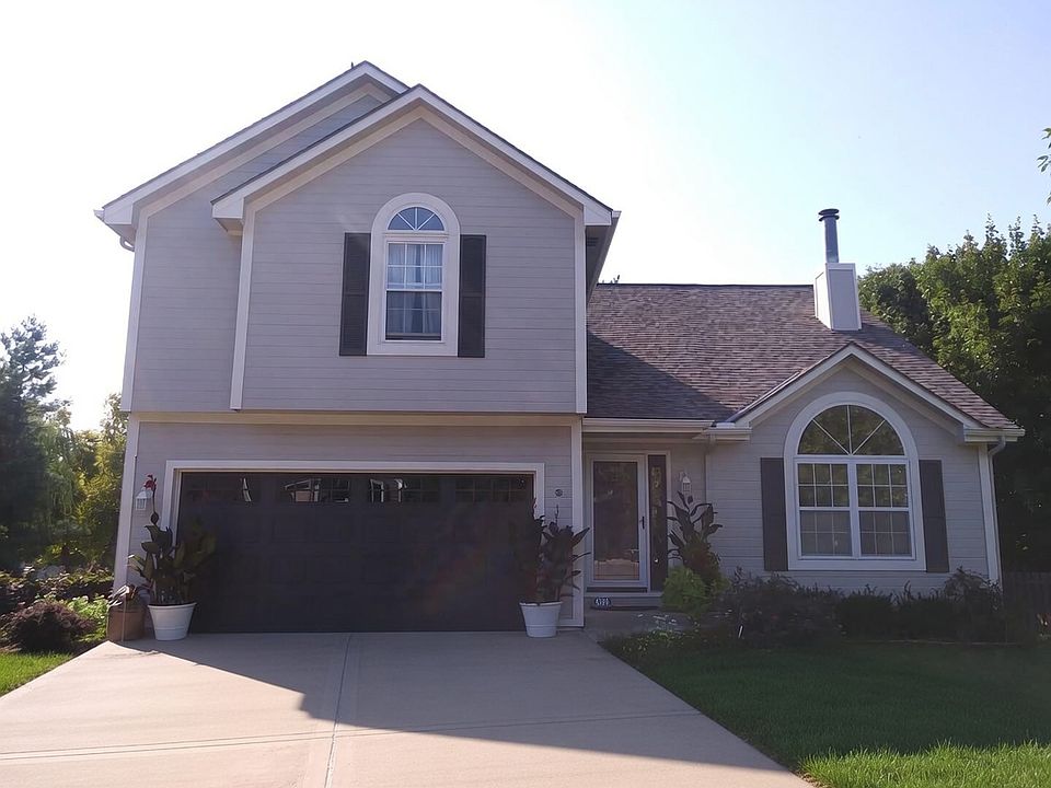 1st image of 4308 NE Blue Jay Cir