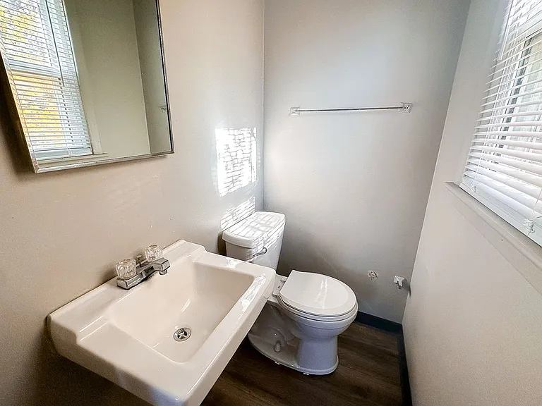 8415 E 34th St — Photo 13