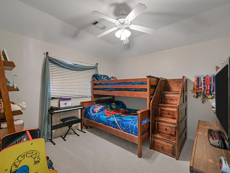 1905 Francis Ct — Photo 13
