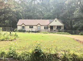 166 Woodland Cv, Byhalia, MS 38611