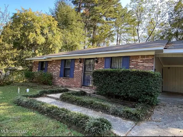 571 Hickory Ridge Dr, Jackson, MS 39206