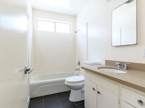 3rd image of 4958 N Maywood Ave APT 3