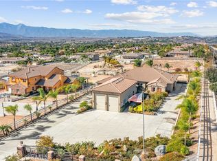 17509 Fairbreeze Ct, Riverside, CA 92504