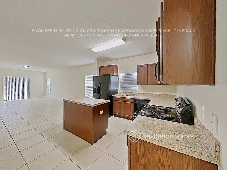 4531 Mackenzie Way — Photo 9