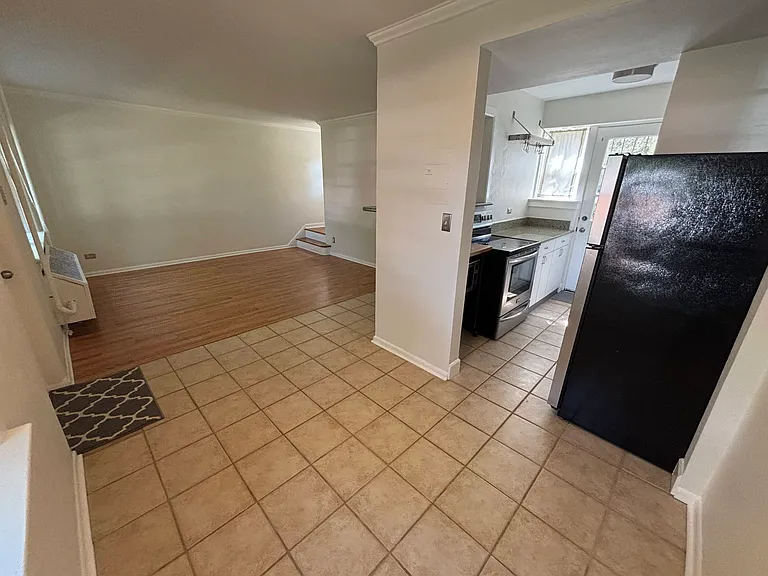 1165 Krameria St — Photo 3
