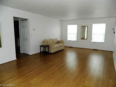 3rd image of 1672 Stone Creek Ln