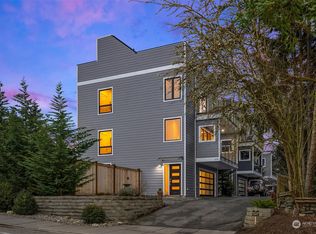 278 Grow Ave NW, Bainbridge Island, WA 98110