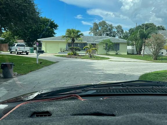 5th image of 1758 Martha Ln