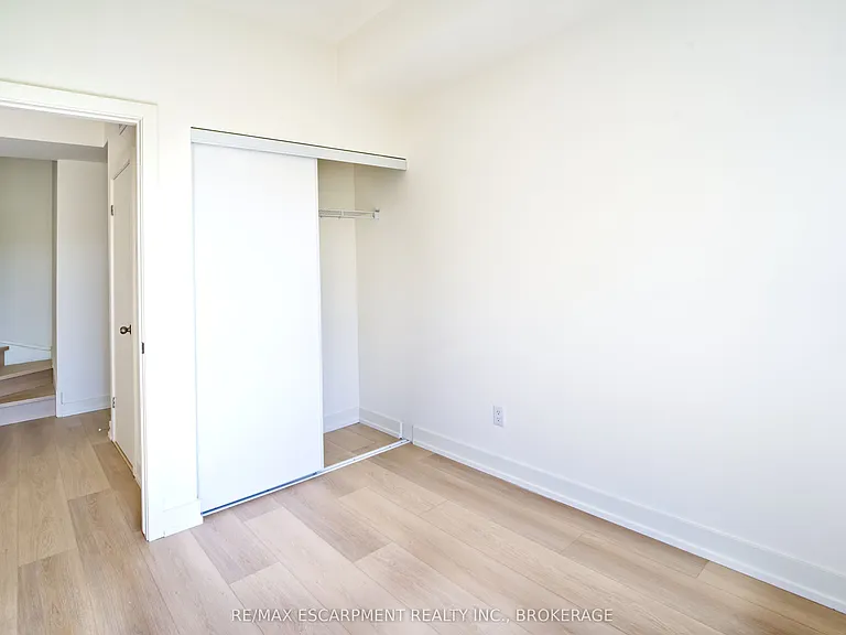 16 Melbourne Ave #308C — Photo 9