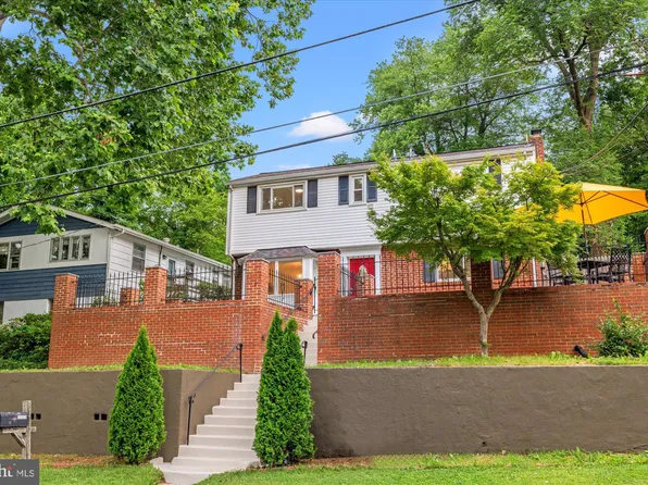 11209 Valley View Ave, Kensington, MD 20895