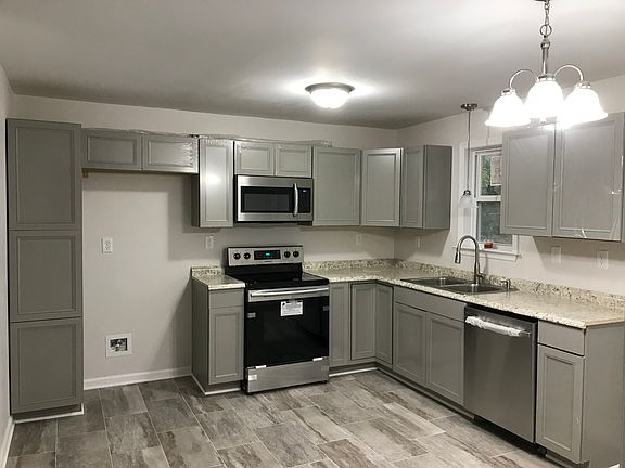 2nd image of 2607 Jefferson Dr