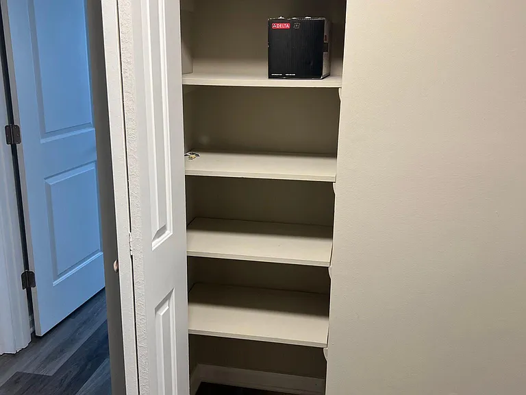 5850 Baytree Dr — Photo 29