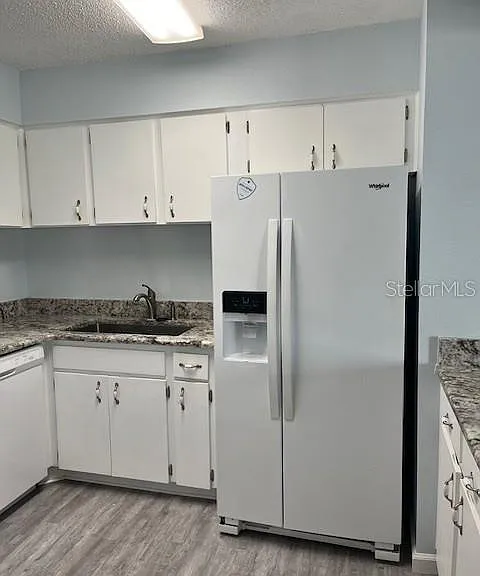 640 Haven Pl #640 — Photo 7