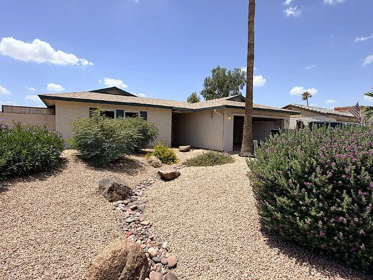3827 E Larkspur Dr — Photo 20