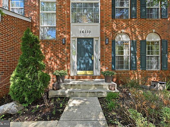 4th image of 16110 Eastlawn Ct