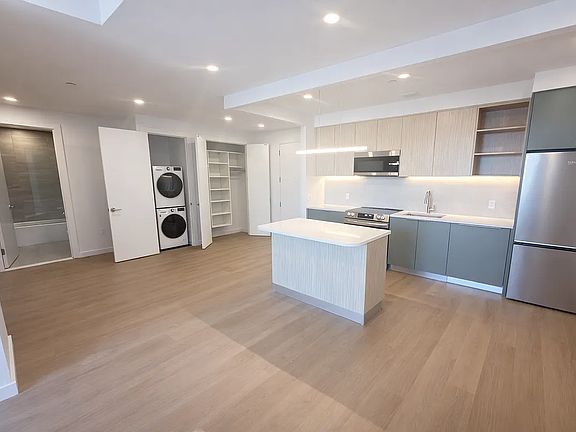 2nd image of 158 Lott St #644B