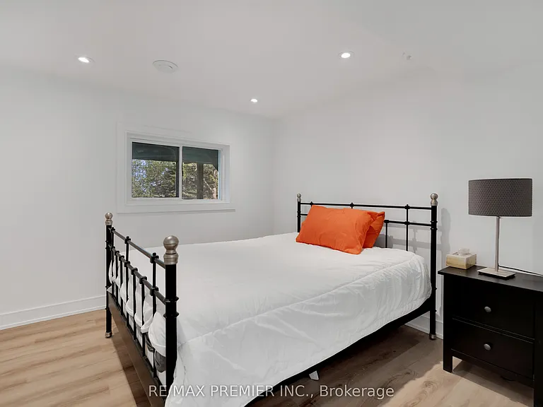 891 Tiny Beaches Rd S — Photo 28