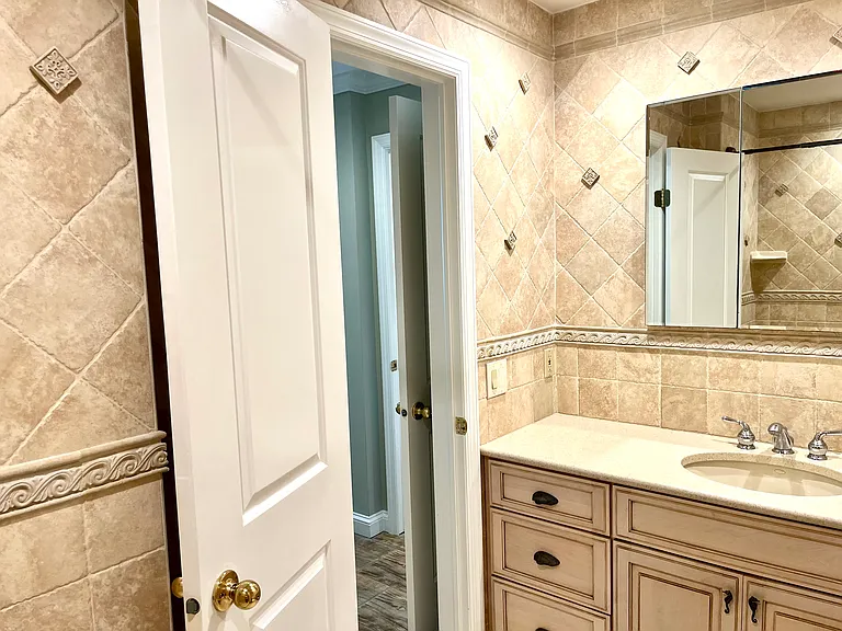 253 Dune Rd #49 — Photo 32