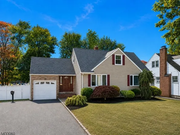 5 Kathryn St, Clark, NJ 07066
