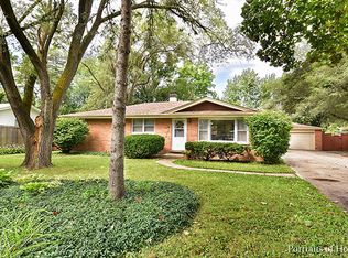 26W282 Macarthur Ave, Carol Stream, IL 60188