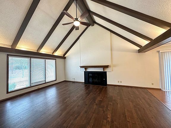 4th image of 2453 Sherwood Dr