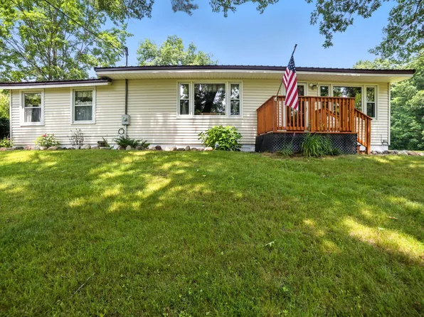 7462 E 48th St, Chase, MI 49623