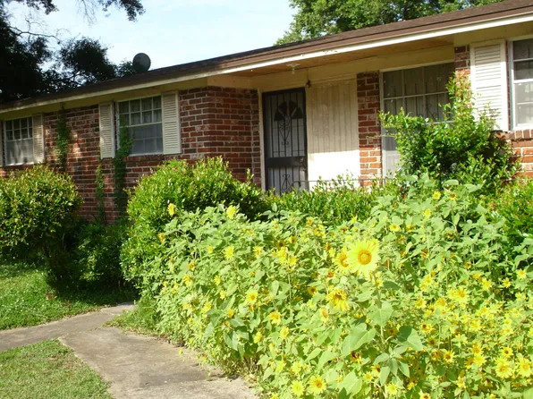 2311 W Courtney Dr, Jacksonville, FL 32208