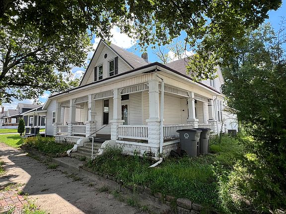 4th image of 518 E 4th St