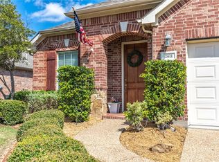 2611 Greyhawk Dr, Little Elm, TX 75068