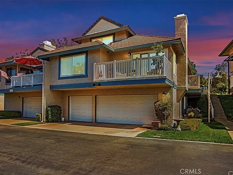 2559 Rimcrest Rd — Photo 14
