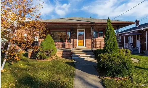 2494 Forest Ave Photo 1