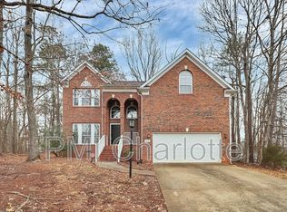 2936 Canary Ct, Charlotte, NC 28269
