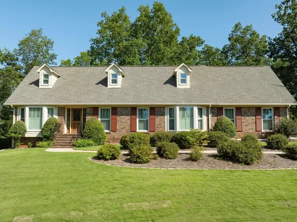 4918 Stone Mill Rd, Mountain Brook, AL 35223