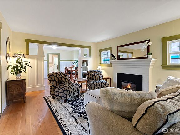 5th image of 1222 8th Avenue SE