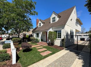 216 Palm Court Dr, Santa Maria, CA 93454