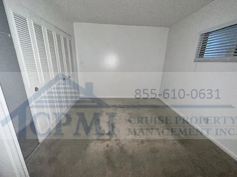 Colonial Village - 7550 Stirling Rd — Photo 21