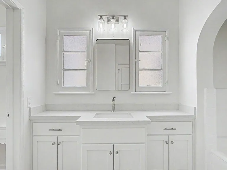 826 S Detroit St #826 — Photo 10