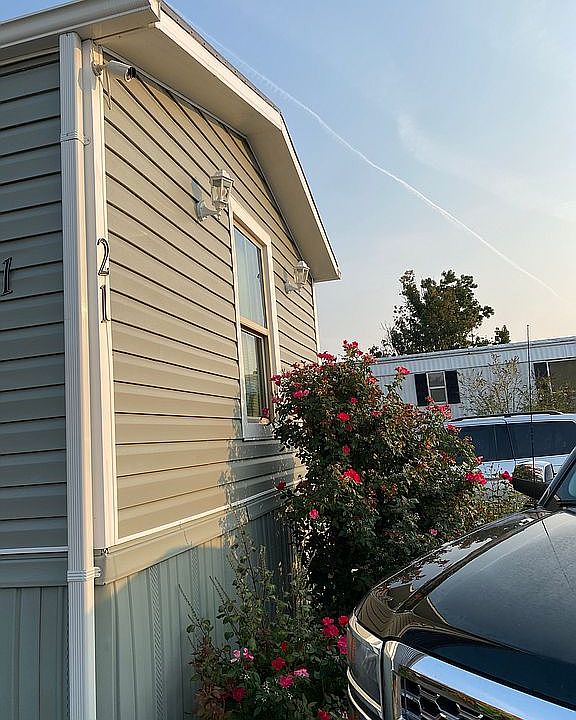 2nd image of 3 Anita Dr