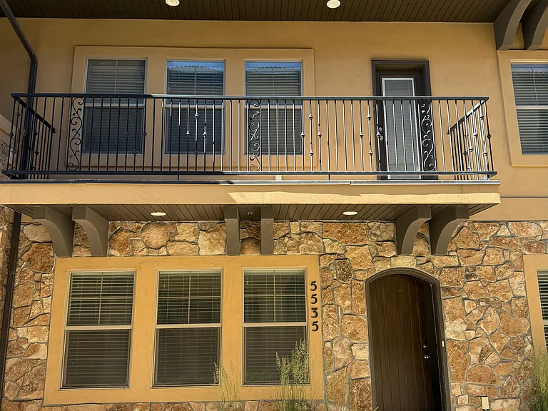 5535 W Naples Dr — Photo 1