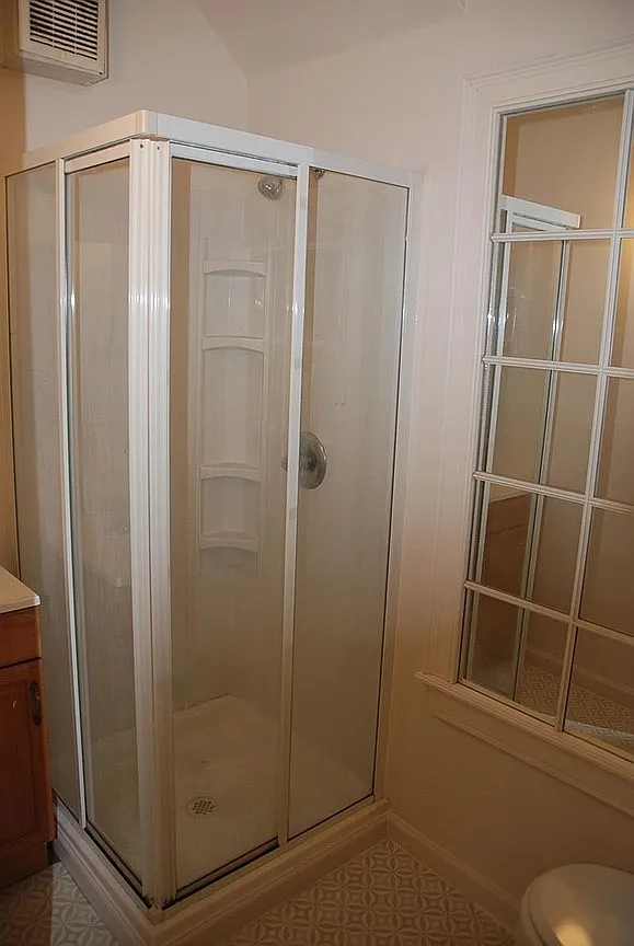 Studio, 600 sqft, $600 — Photo 2