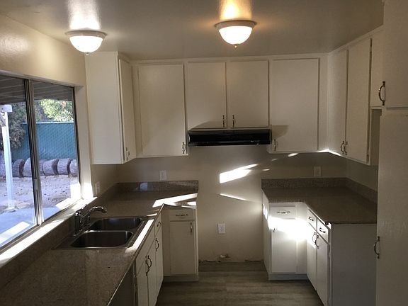 4th image of 5933 E Ramona Ave