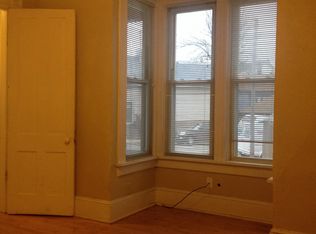 2235 S Robinson Ave, Milwaukee, WI 53207