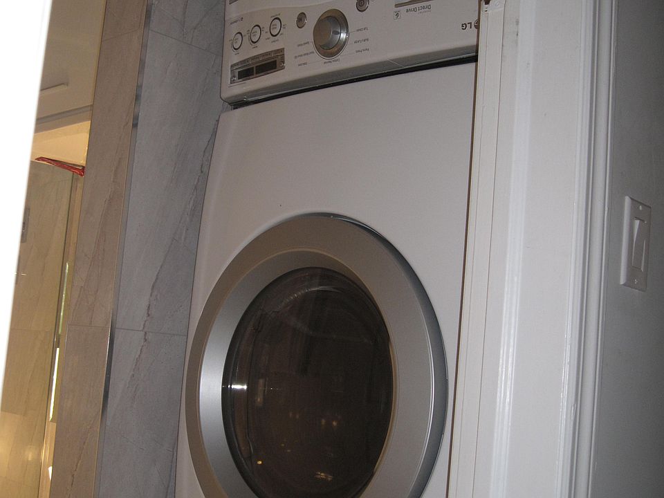 1st image of 9216 195th Pl APT 3