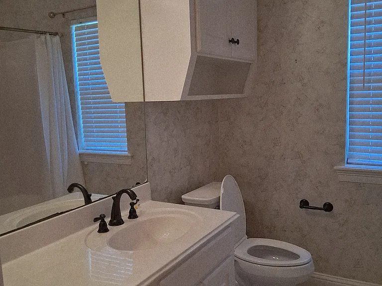 44 Emory Ct — Photo 23