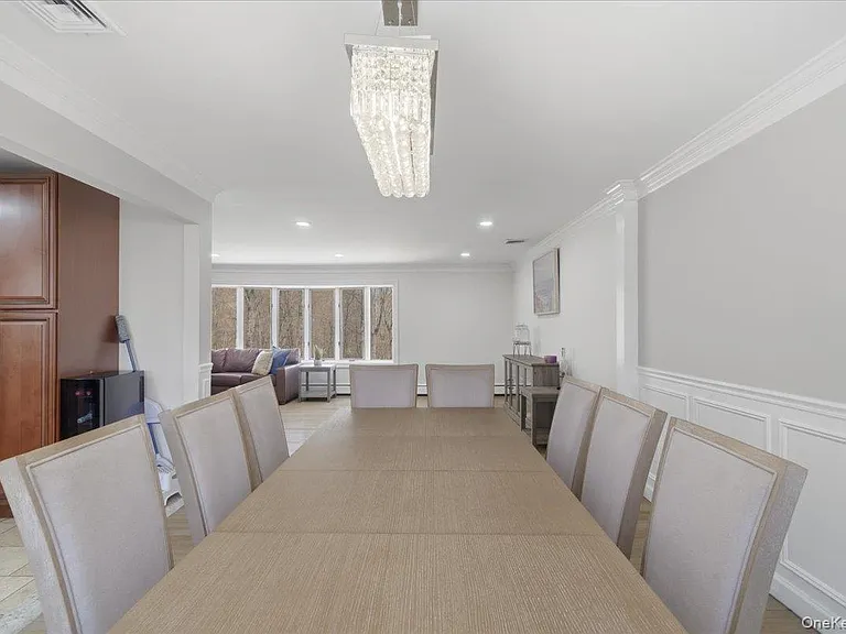 263 Oyster Bay Rd — Photo 15
