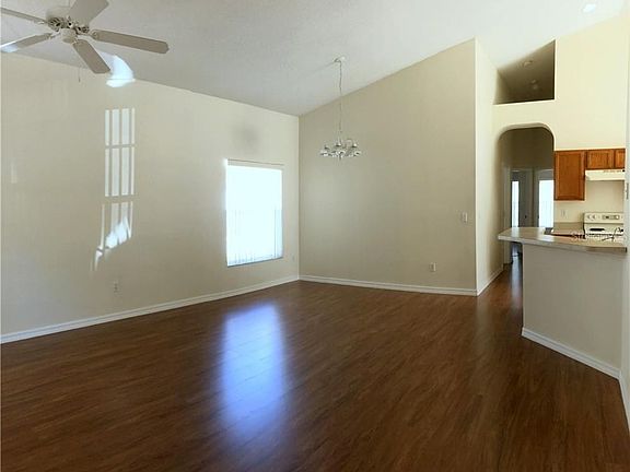 3rd image of 2051 Kaylas Ct